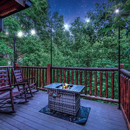 Mountain Magic Holiday Home